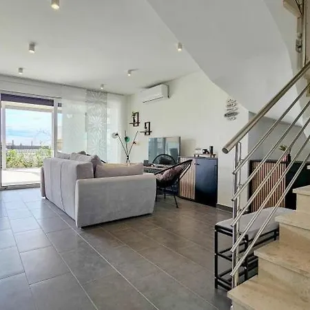 Σπίτι διακοπών Sea House 2 *