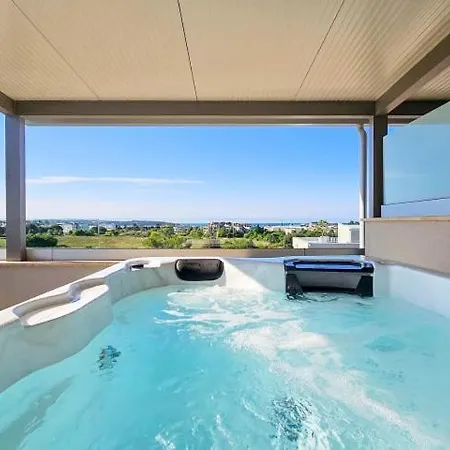 Sea House 2 * Новиград