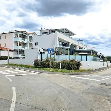 Semesterbostad Sea House 2 Novigrad Istria